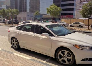 Renting Car in Dubai