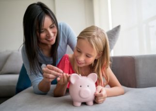 How Getting A Loan Can Help Single Parent Deal Financial Barriers